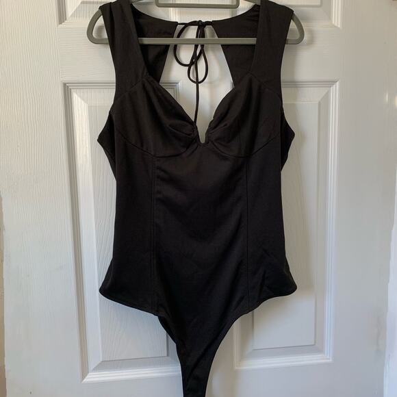 Astr the Label NWOT Black underwire cutout back bodysuit - Picture 1 of 7
